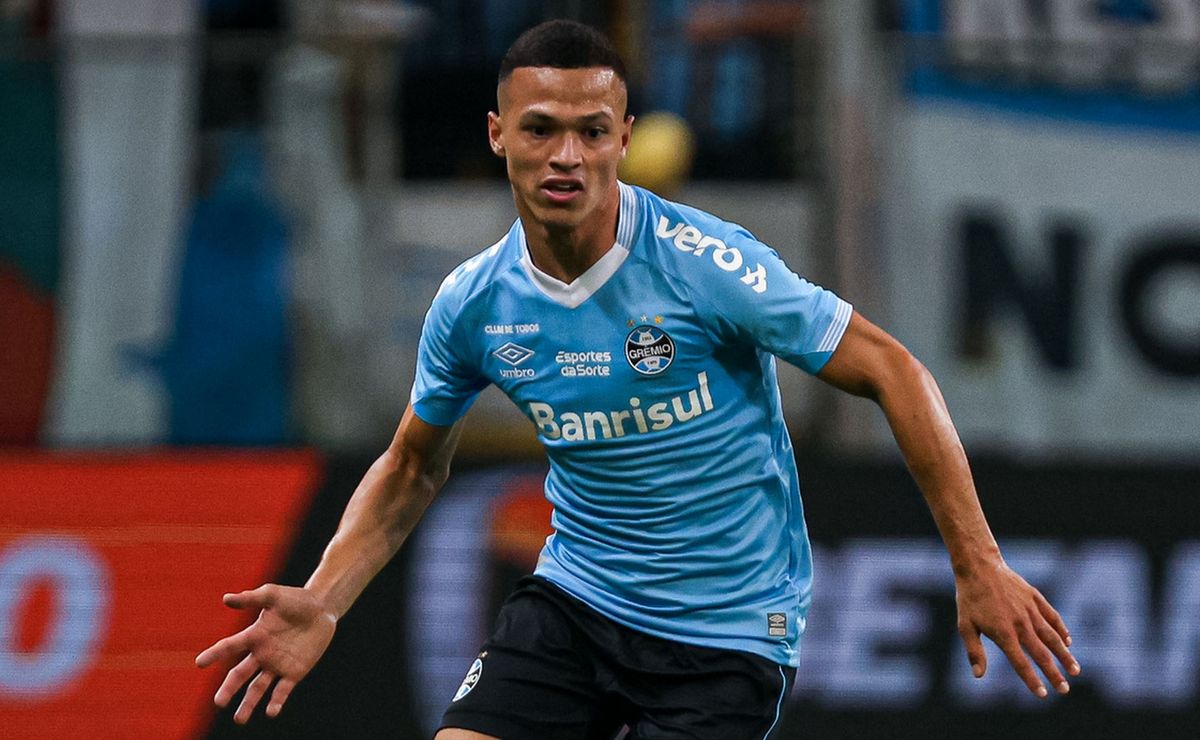 Ex-Grêmio, volante Darlan pode ser reforço do Mirassol em estreia do Leão Caipira na Libertadores