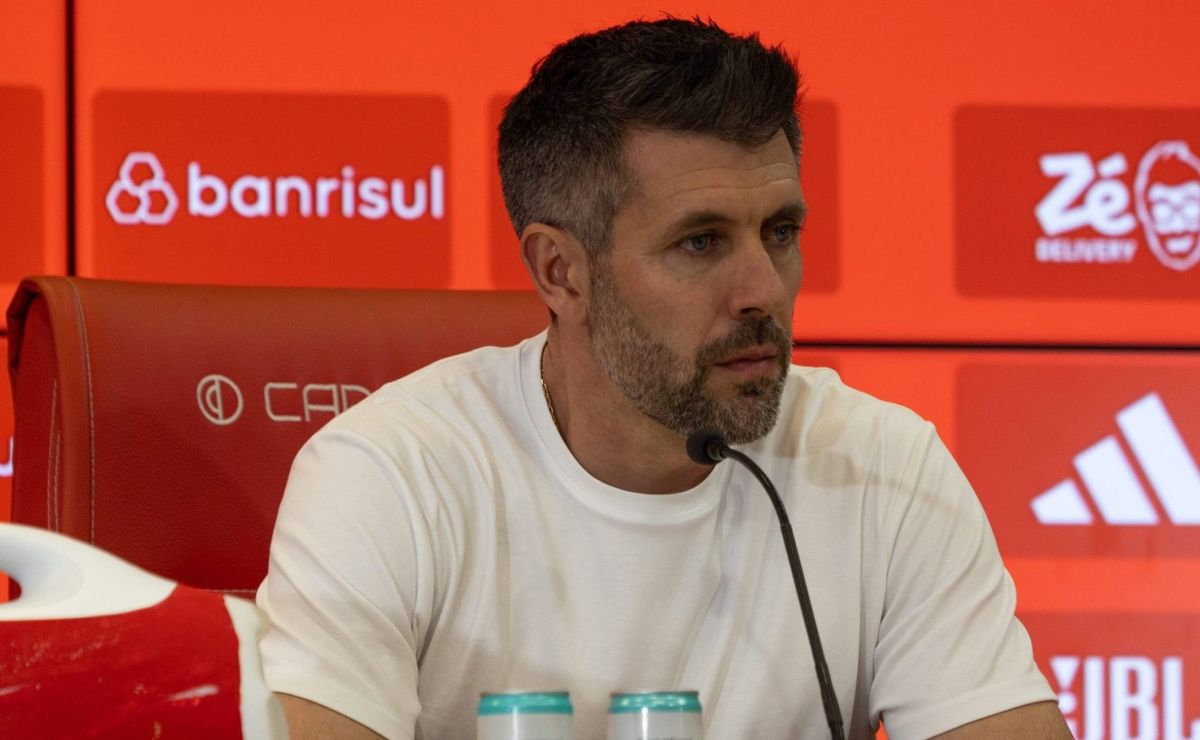 Técnico do Internacional, Pezzolano recebe recado direto de Guardiola: “Tenho que agradecer publicamente”