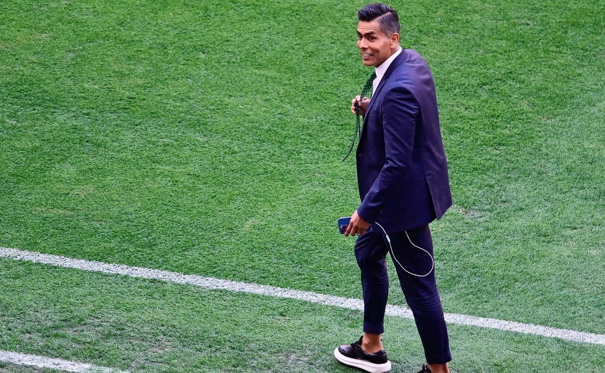Advertencia de Oswaldo Sánchez al América: Chivas y Chicharito Hernández son peligrosos