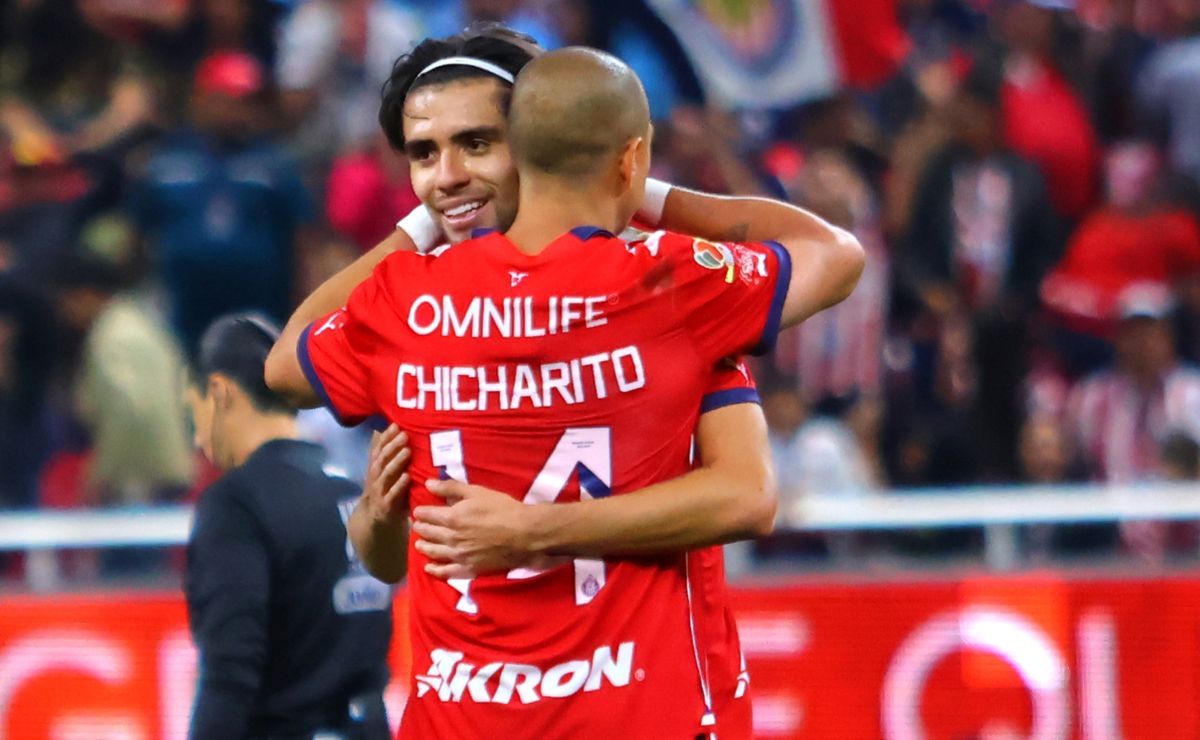 ¿Chivas juntos: ¿Chicharito Hernández y Ricardo Marín pueden jugar juntos?