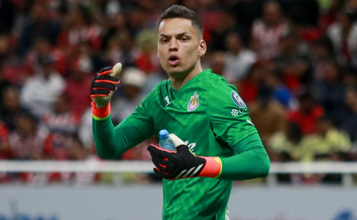 La impactante decisión final que tomará Fernando Gago con respecto a Óscar Whalley