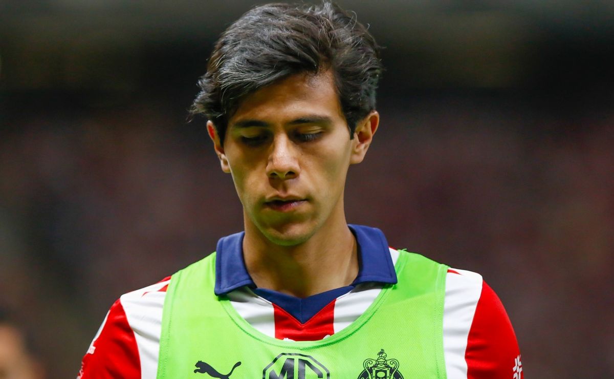 Van con todo por Macías y renovación del Tiba Sepúlveda en Chivas