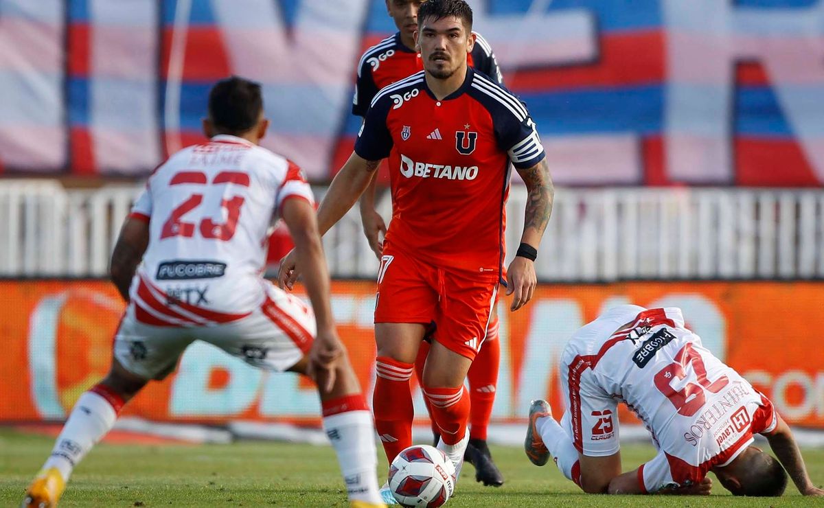 Luis Casanova no llegó a acuerdo y se despide de Universidad de Chile