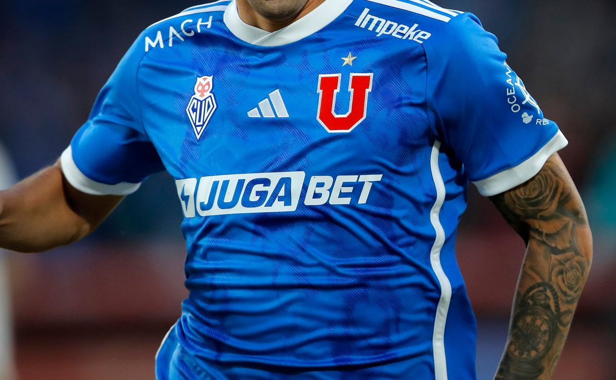 Maillot De Foot Préparation 2017 - Universidad De Chile #18 Jara (taille S)