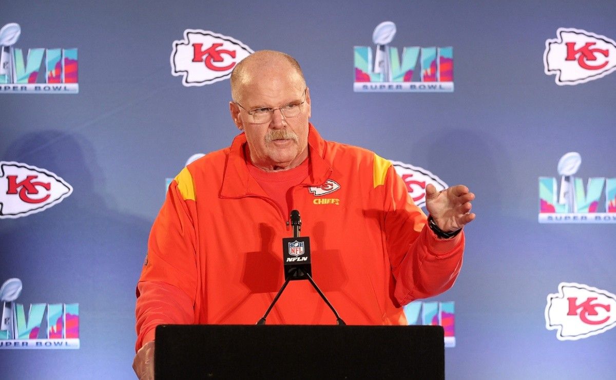 NFL Honors AP Coach of the Year: Why Mike Vrabel is the Man to Beat