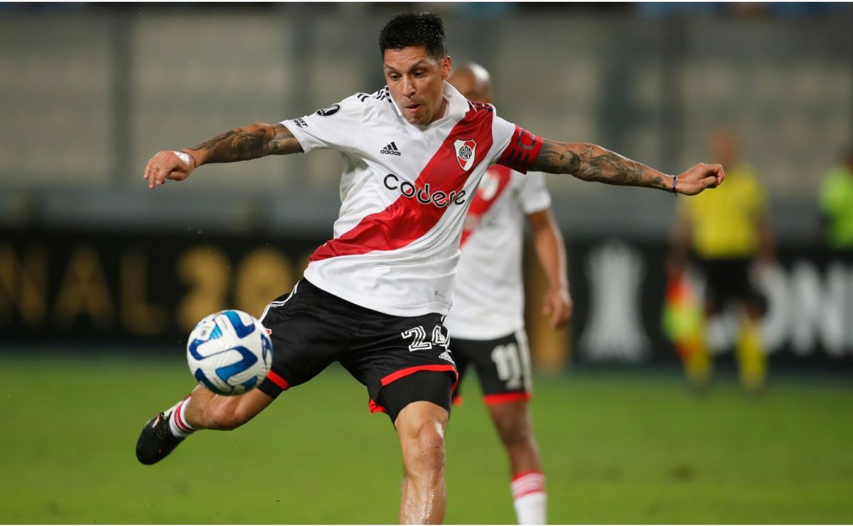 Watch Velez Sarsfield vs River Plate online in the US: TV Channel and