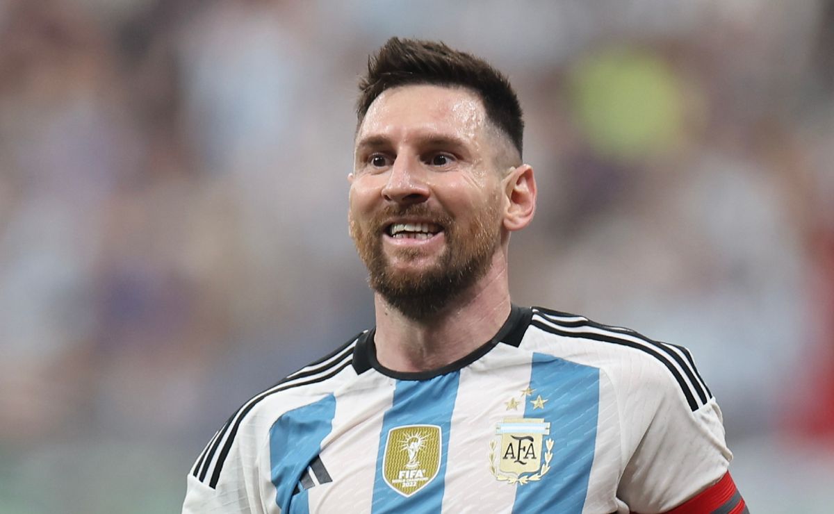 Lionel Messi produces chaos in last chance to buy tickets for Inter ...