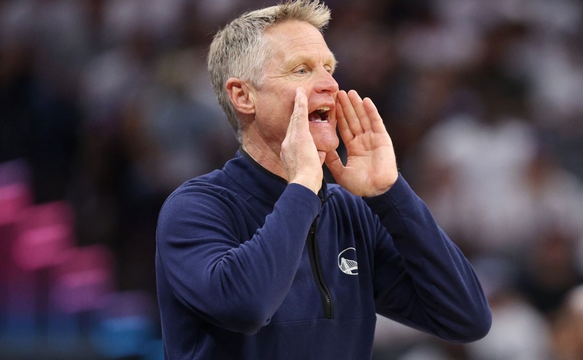 NBA: Stephen Curry's Warriors have two ways to fill 14th roster slot ...