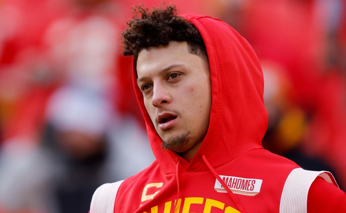 NFL News: Patrick Mahomes sends message to his Chiefs teammates ...