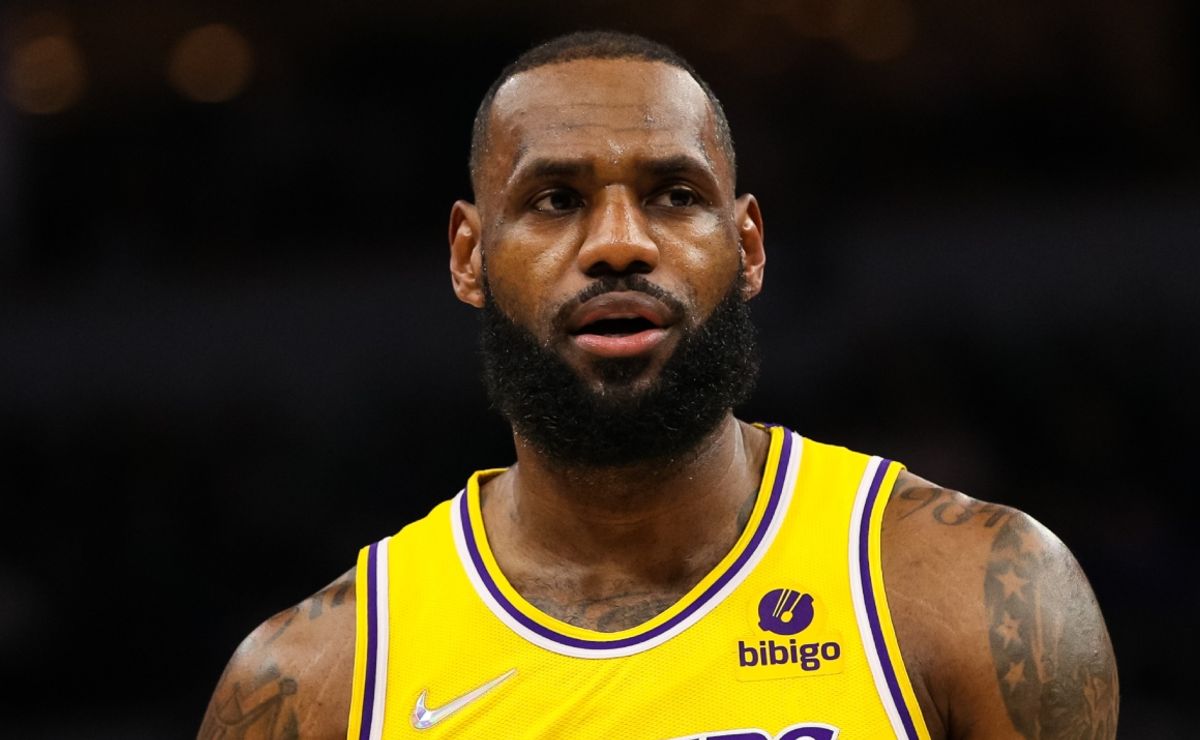 NBA and NFL amazing support for LeBron James after Bronny's cardiac ...