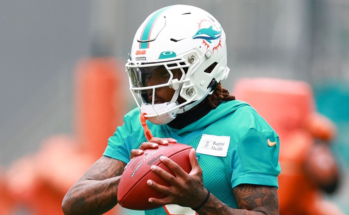 Jalen Ramsey's reaction after crushing knee injury update with Dolphins