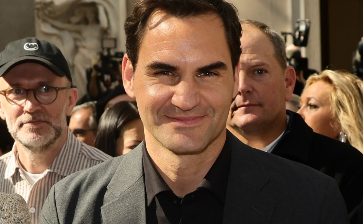 6 Billion Reasons To Idolize Roger Federer: Unveiling His  : Financial Reports Net Worth 2026: Career Earnings & Assets