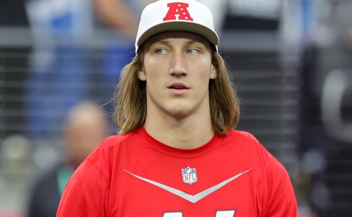 Comparing Trevor Lawrence's early career success to Patrick Mahomes