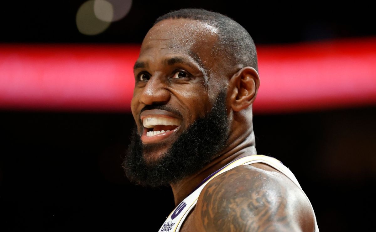 24 lebron james