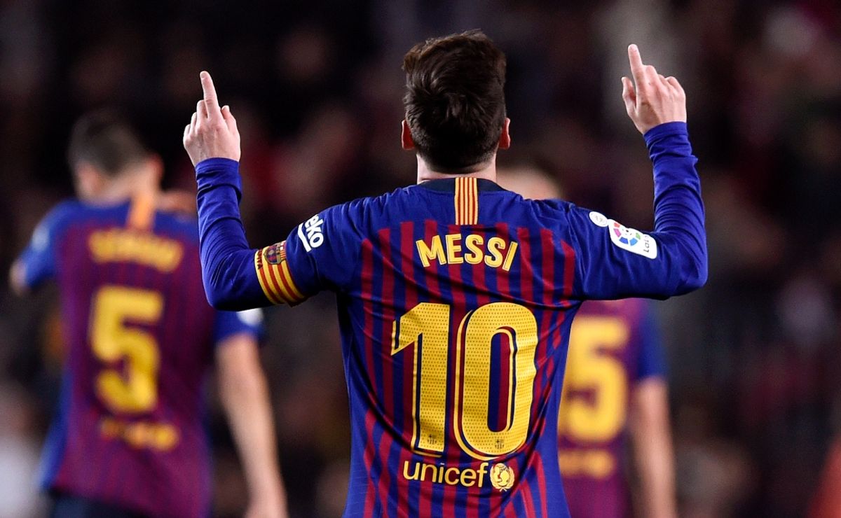 Barcelona Number 10 Revealed: After Lionel Messi's Exit, This Youngster  Gets No.10 Barca Jersey