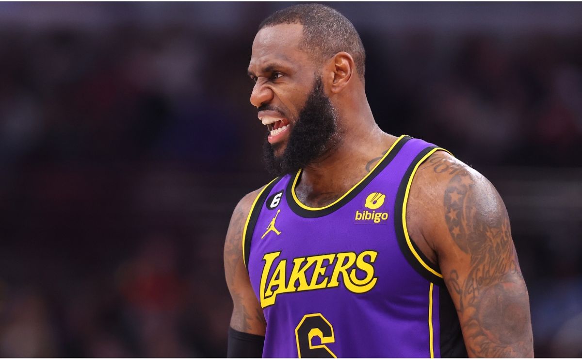 NBA: LeBron James warns the Lakers ahead of key stretch of the season ...