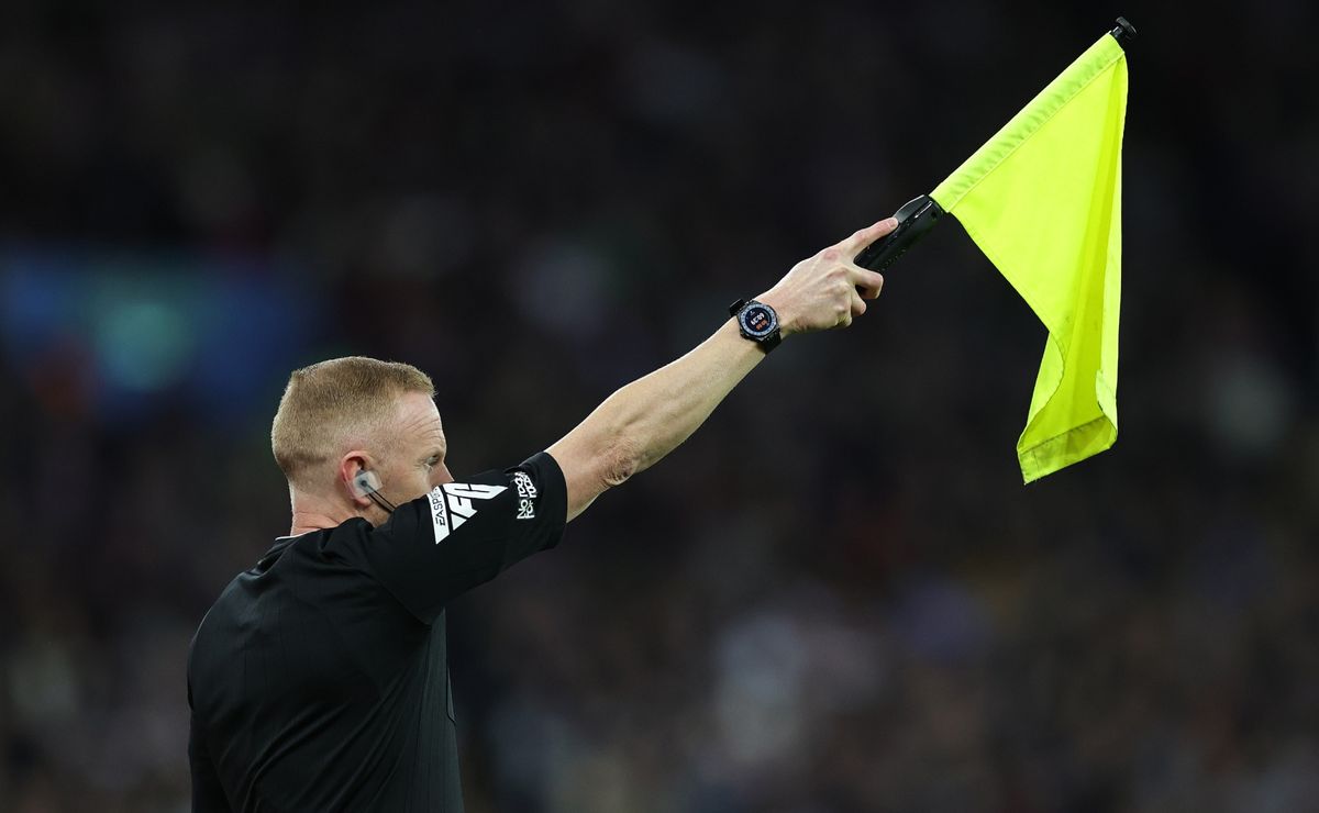 The Premier League announces groundbreaking choice on the future of offside technology