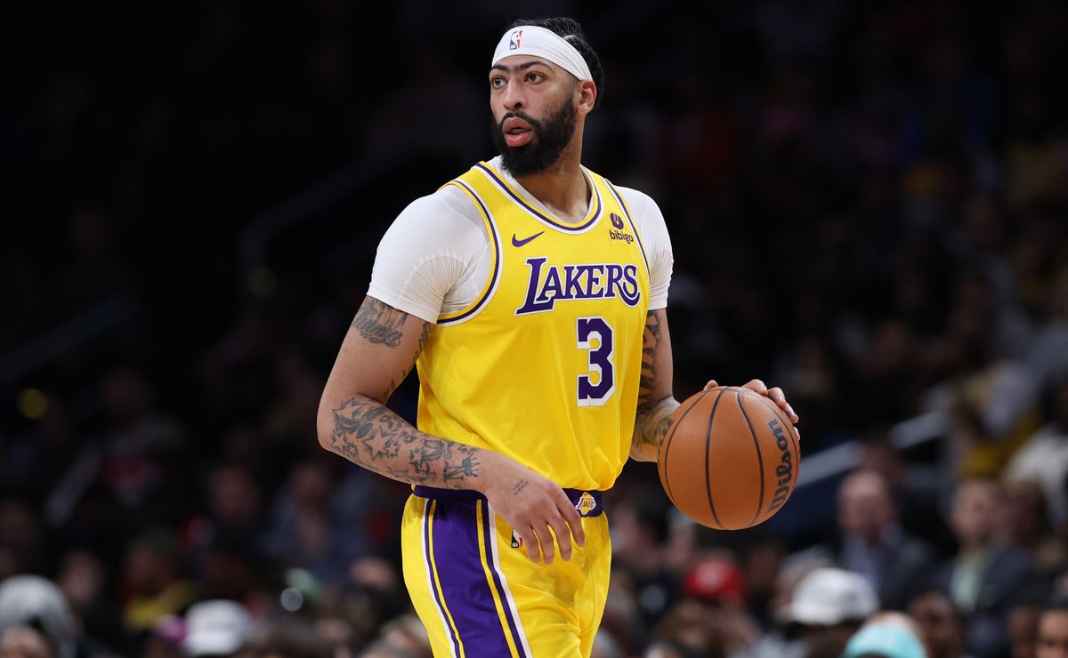 NBA News: Anthony Davis shares thoughts on Lakers pairing LeBron James with Bronny