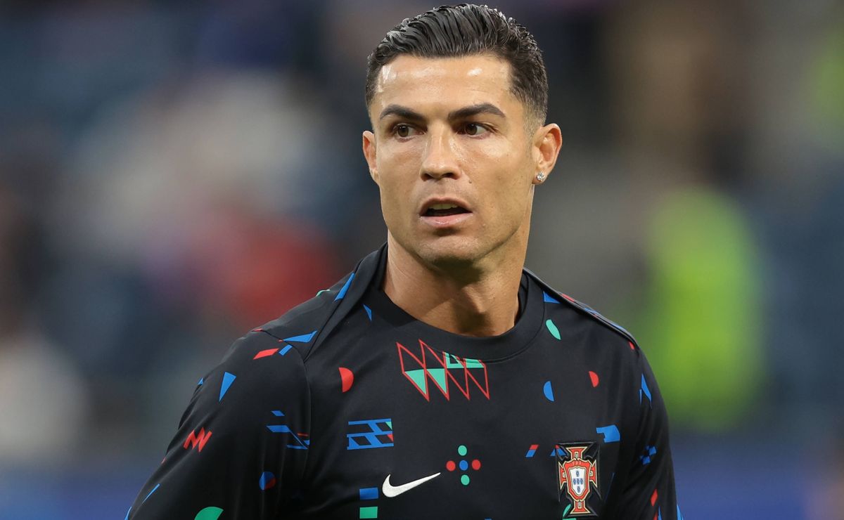 YouTube star Adin Ross ranks LeBron James above Cristiano Ronaldo