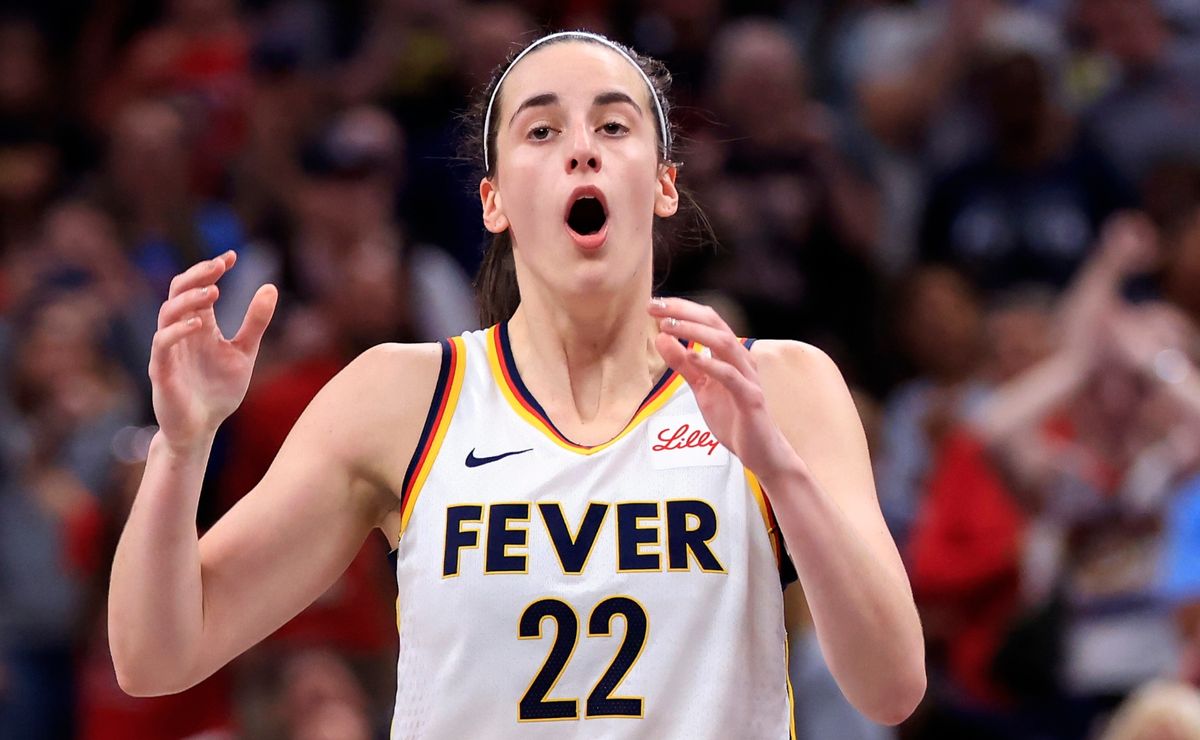 Shaq makes something clear about Caitlin Clark salary compared to