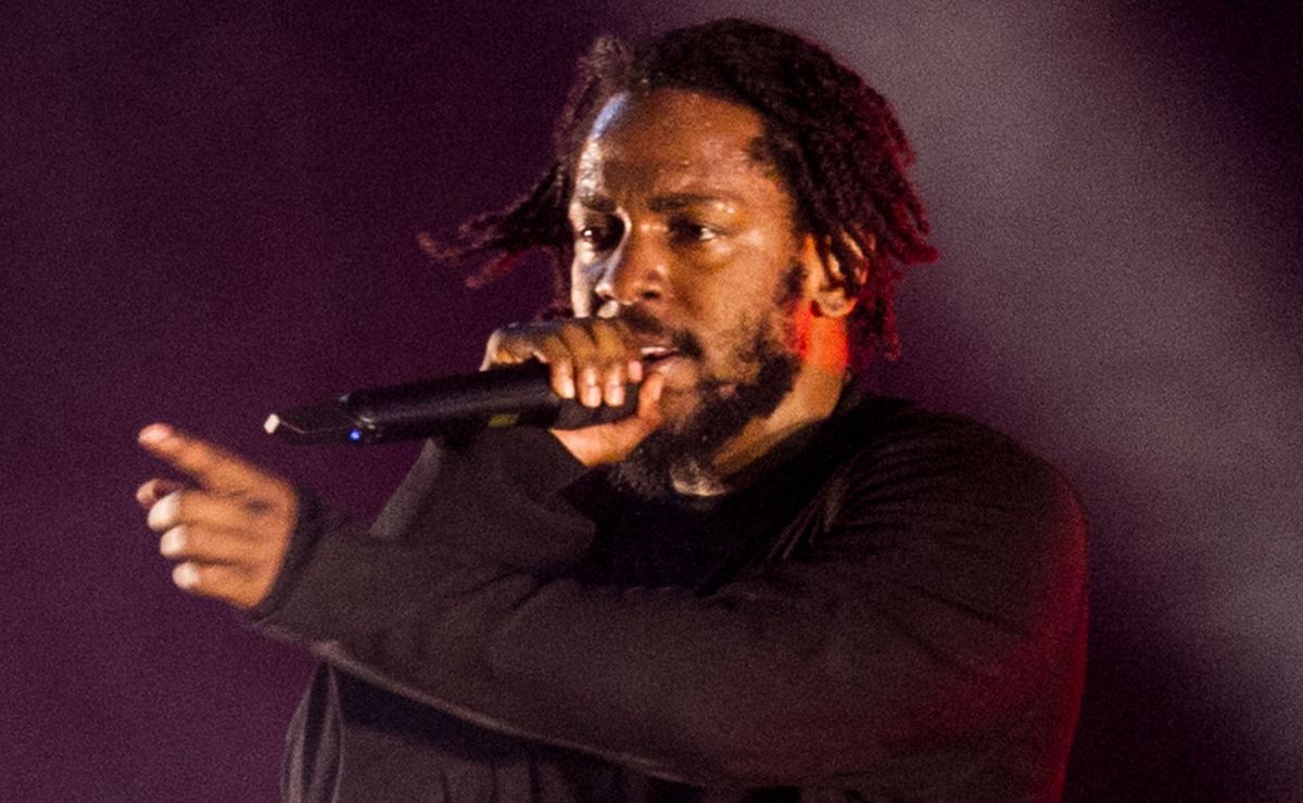 Kendrick Lamar edges out Lil Wayne and will perform at halftime of Super Bowl 2025