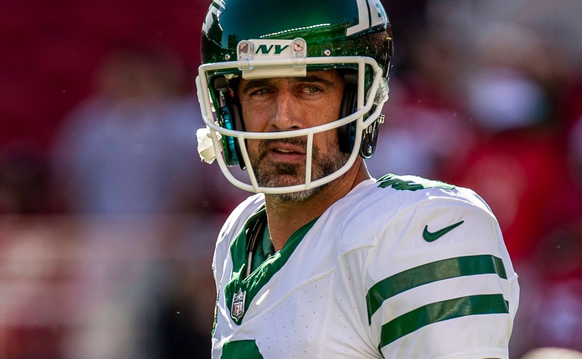 NFL News: Aaron Rodgers delivers a pointed message to his Jets teammates after ugly win