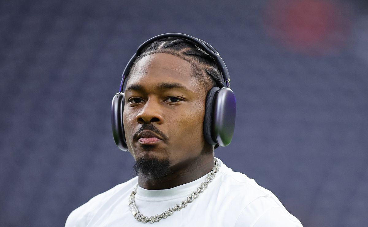 NFL News: Texans star Stefon Diggs makes something clear after facing the Bills