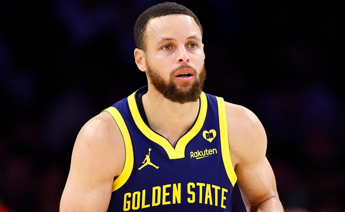 NBA News: Warriors star forced to take on major role to support Curry after Thompson’s departure