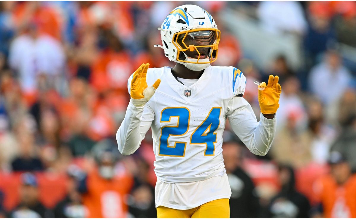 Where to watch Arizona Cardinals vs Los Angeles Chargers for free in