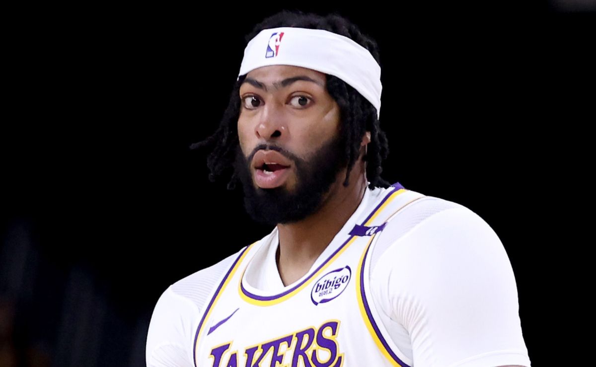 NBA News: Anthony Davis addresses LeBron, Bronny’s competitivity in Lakers’ practice