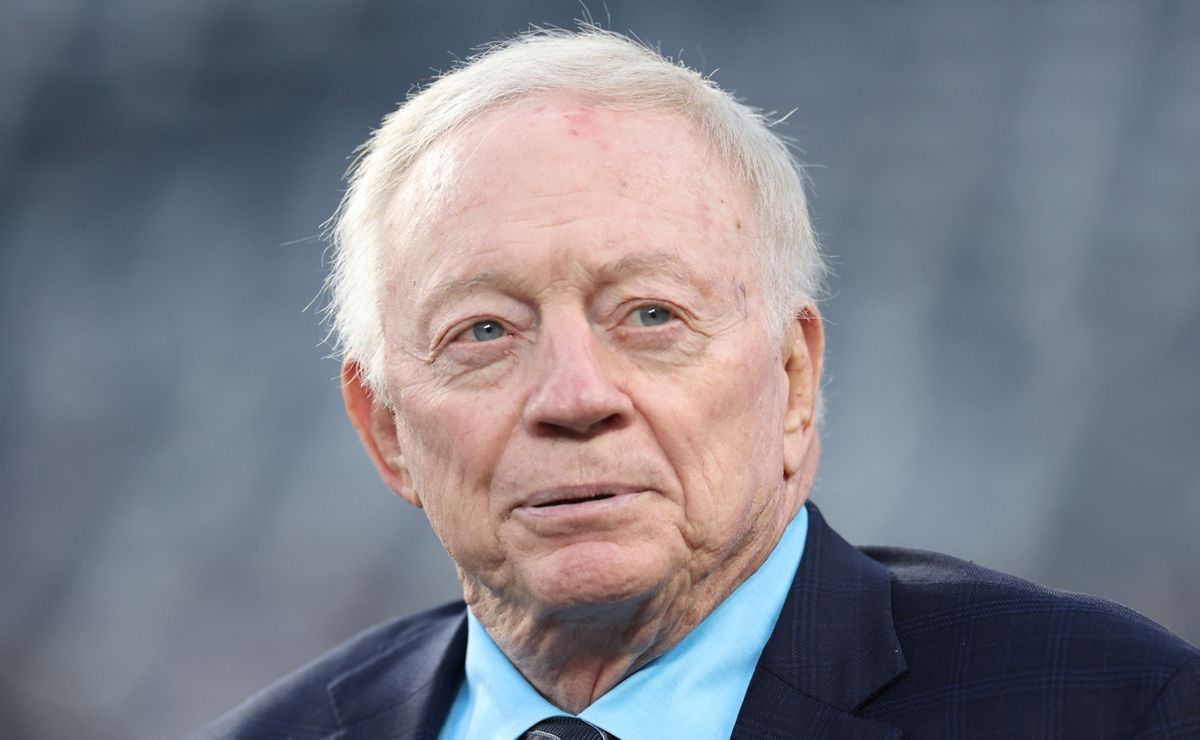 Jerry Jones sends clear message to Dak Prescott and strong warning to rest of Dallas Cowboys after slow start