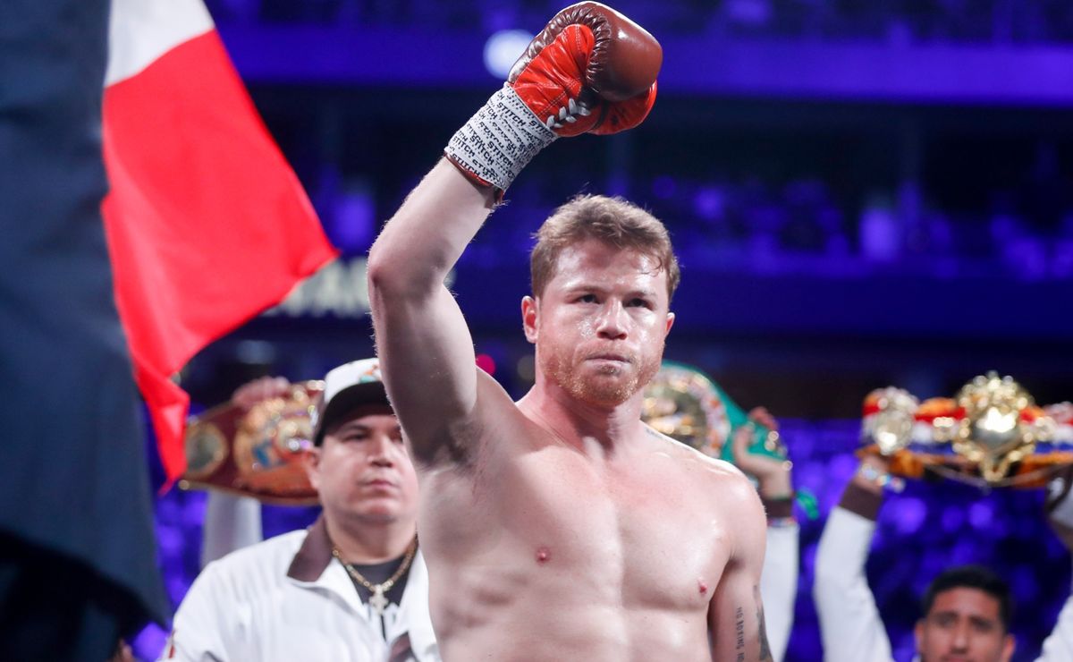 UFC President delivers strong warning to Jake Paul on possibility of Canelo Alvarez fight