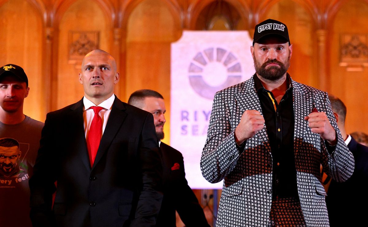 Amir Khan shares bold prediction for Tyson Fury vs Oleksandr Usyk rematch