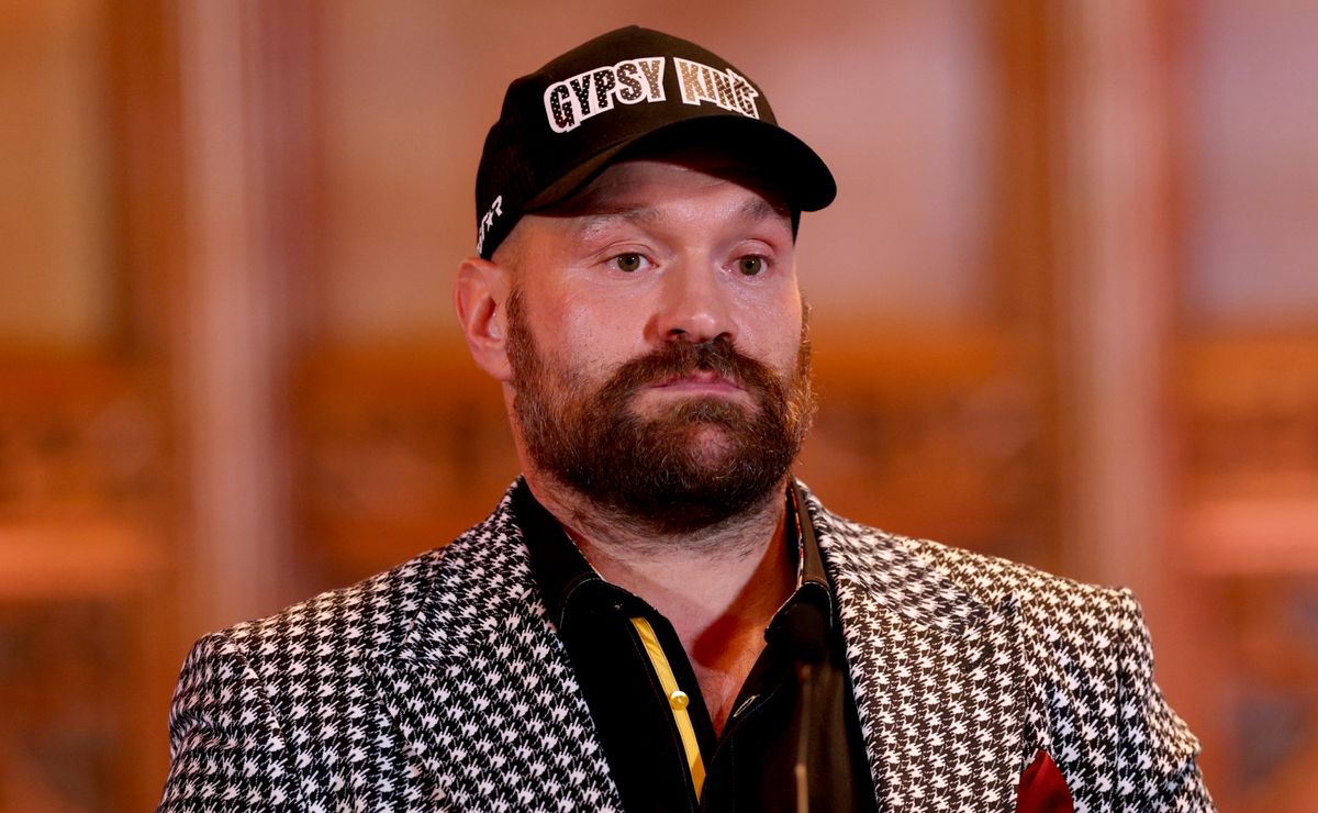 Tyson Fury reacts to rumors of 48-year-old Wladimir Klitschko's boxing comeback