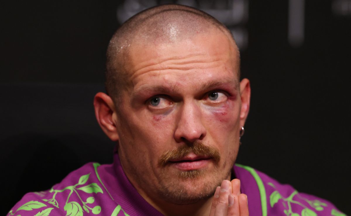 Heavyweight champion Usyk to focus on rest before deciding his future in 2025