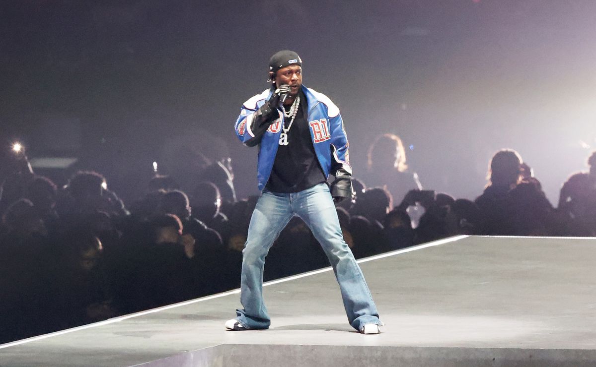 super-bowl-lix-halftime-show-who-joined-kendrick-lamar-on-the-stage