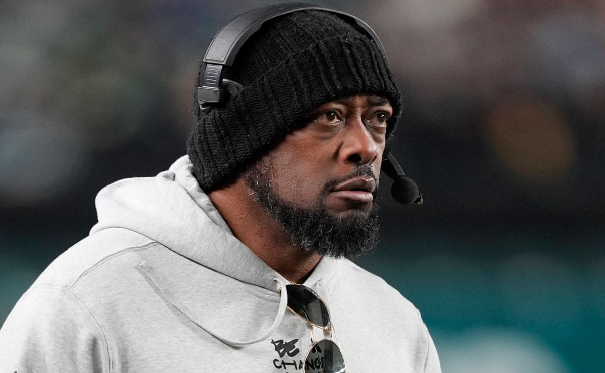 NFL News: Mike Tomlin’s Steelers could make a shocking QB move beyond Justin Fields and Russell Wilson