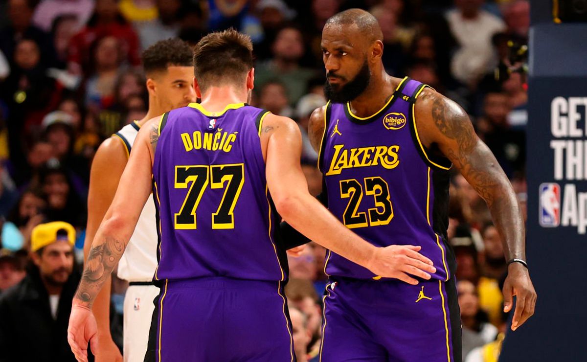 La jugada viral entre Luka Doncic y LeBron James en el triunfo de los ...