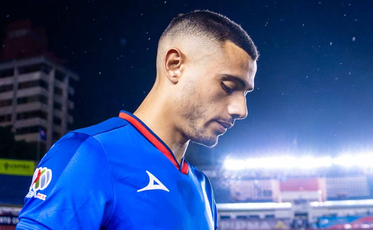 Se confirmaron los partidos que se perderá Giorgos Giakoumakis - Vamos Azul