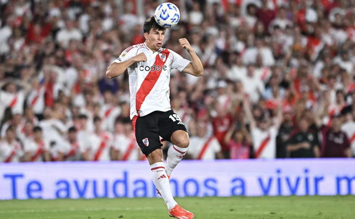 PRÓXIMO DE ANÚNCIO! Tapia é aguardado no CT para assinar com o São Paulo