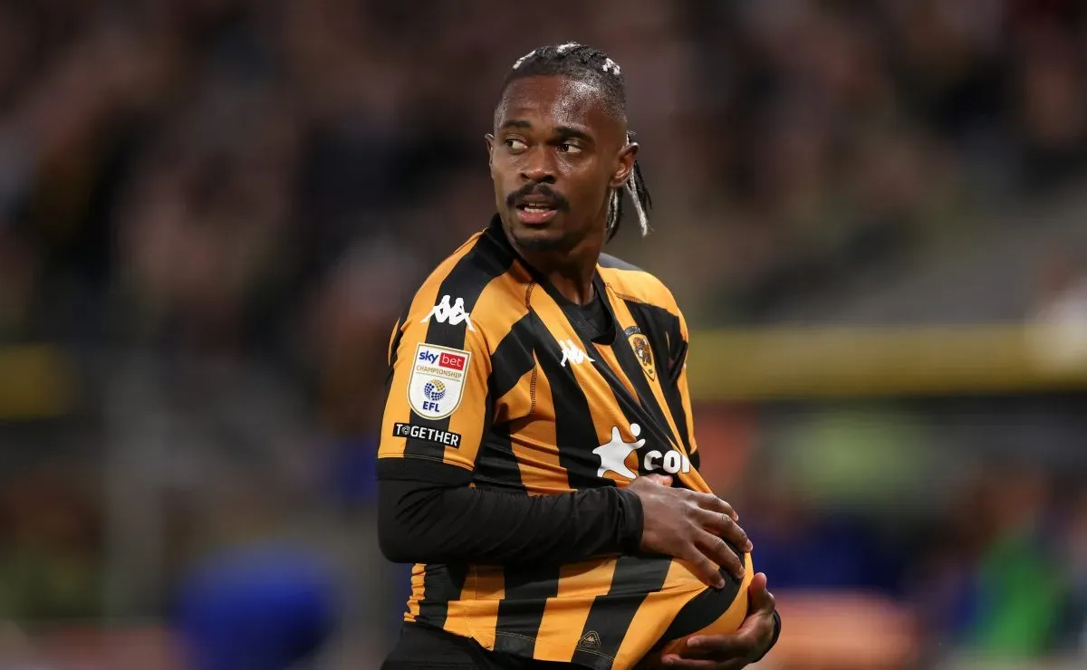 Lincoln decide futuro no Corinthians sem interesse do departamento de Fabinho Soldado.