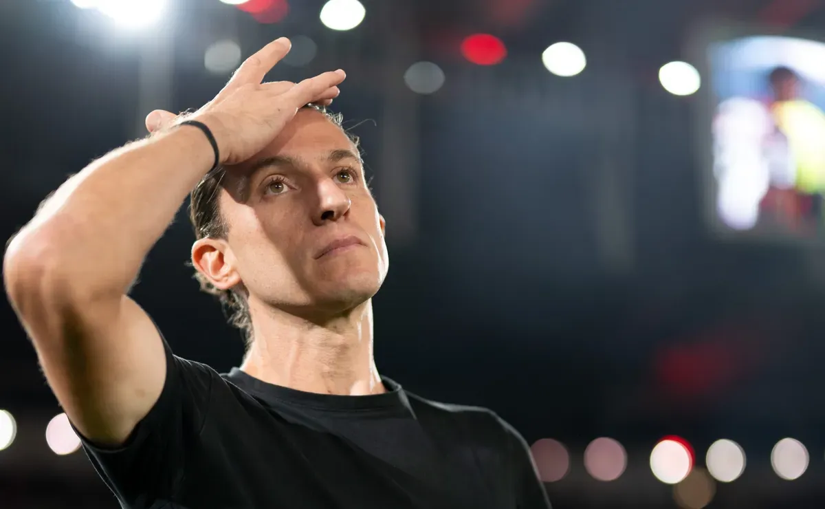 Flamengo de Filipe Luís demonstra superioridade na Libertadores 2025 rumo ao favoritismo.