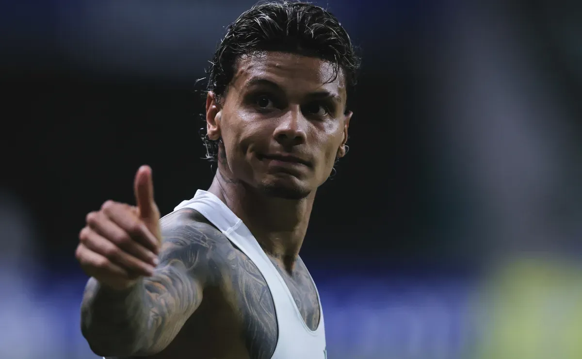 Benfica critica desempenho de Richard Ríos, ex-Palmeiras, em campo