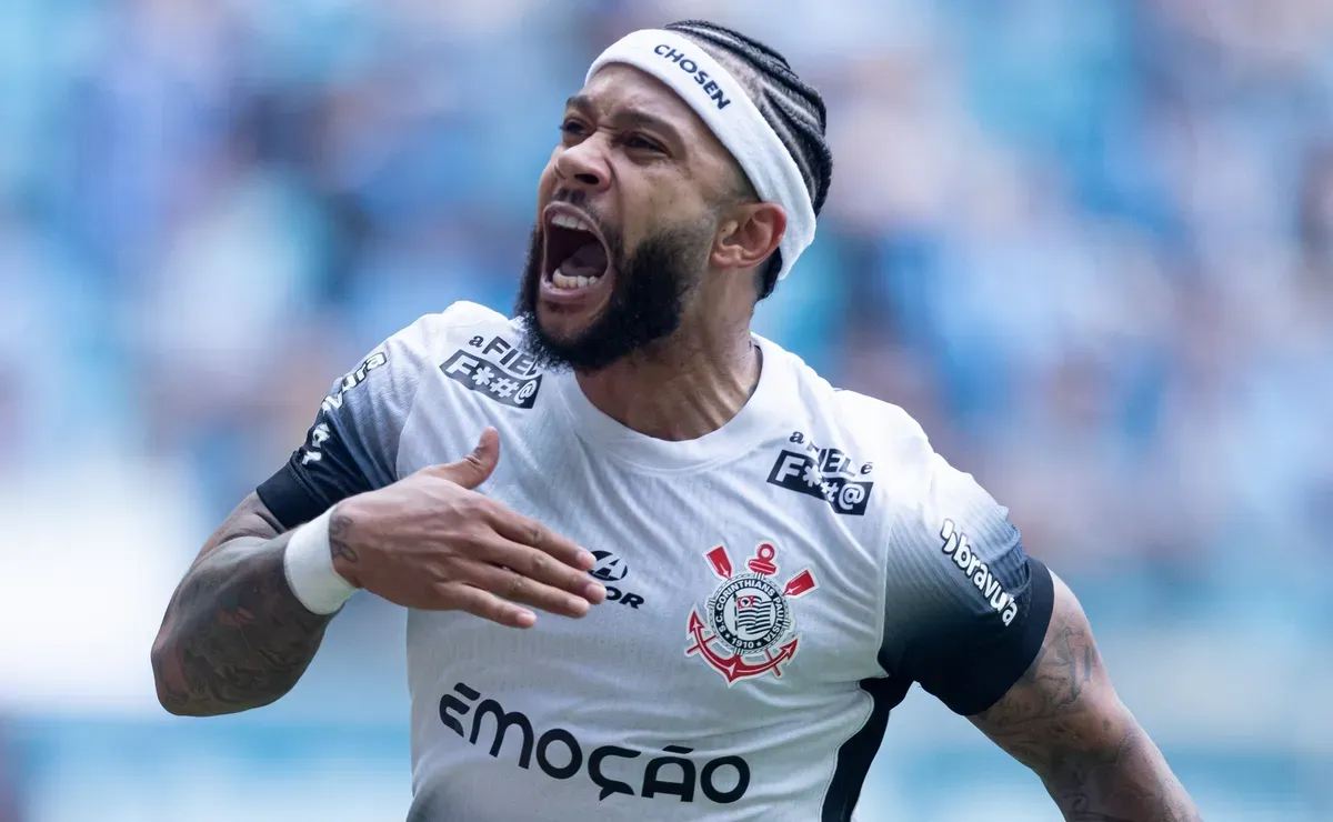 Memphis Depay pode estrear pelo Corinthians contra o Athletico-PR na Copa do Brasil