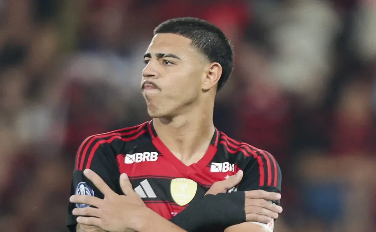Flamengo rejeita oferta e mantém Iago, zagueiro campeão Mundial Sub-20