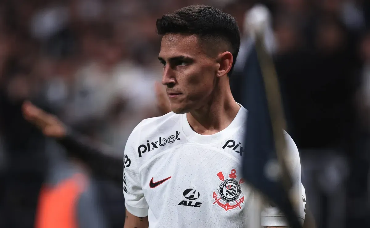 DÍVIDA ASTRONÔMICA! Corinthians pode enfrentar novo transfer ban por Rojas!