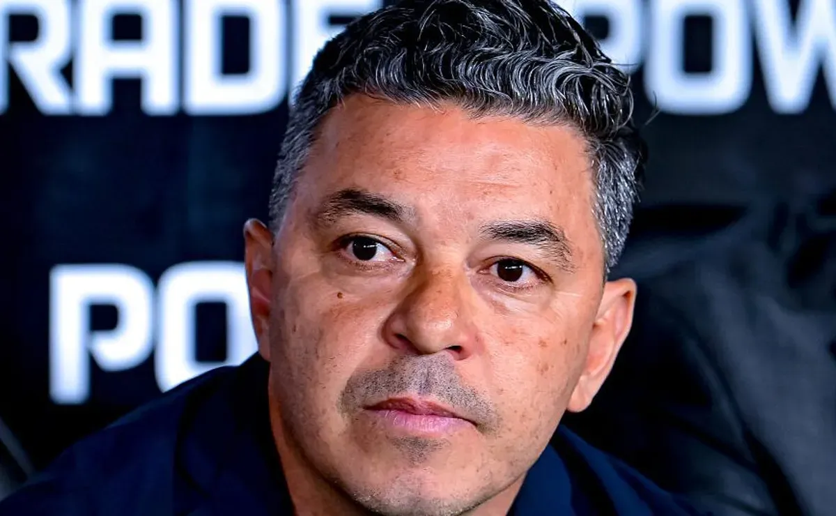 Gallardo opta por barrar Borja e escala time do River com um atacante