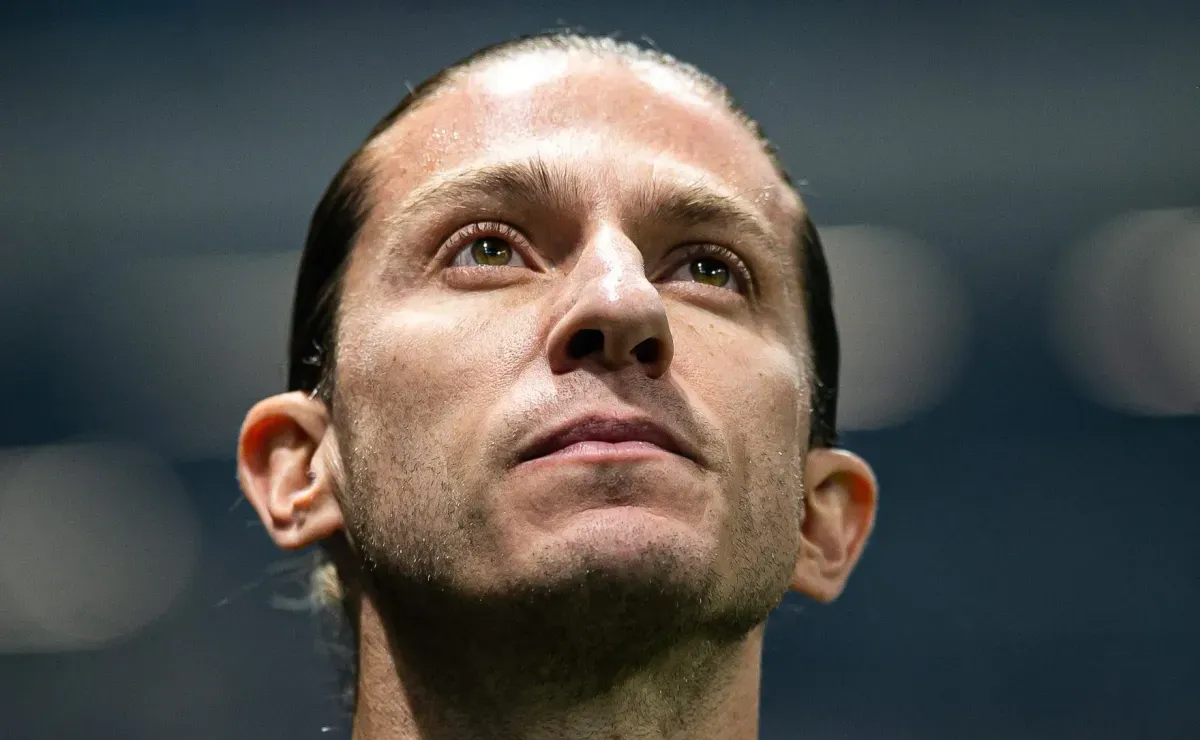 Flamengo decidirá futuro de Filipe Luís e Arrascaeta após jogo contra Estudiantes