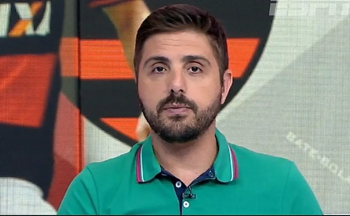 Samuel Lino é alvo de críticas da torcida do Flamengo por baladas excessivas