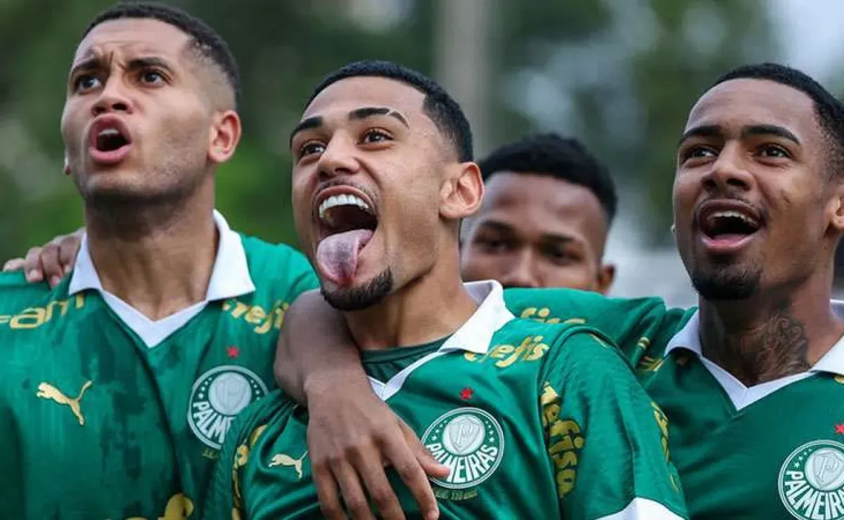 De saída? Clubes da Premier League disputam joia da base do Palmeiras